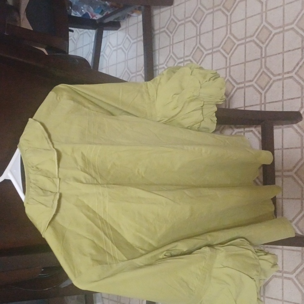BEAUTIFUL BLOUSE! - Picture 5 of 5